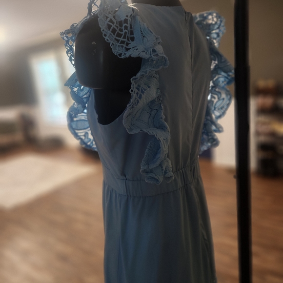 Simplee Apparel Light Blue Lace Maxi Dress - Picture 4 of 4